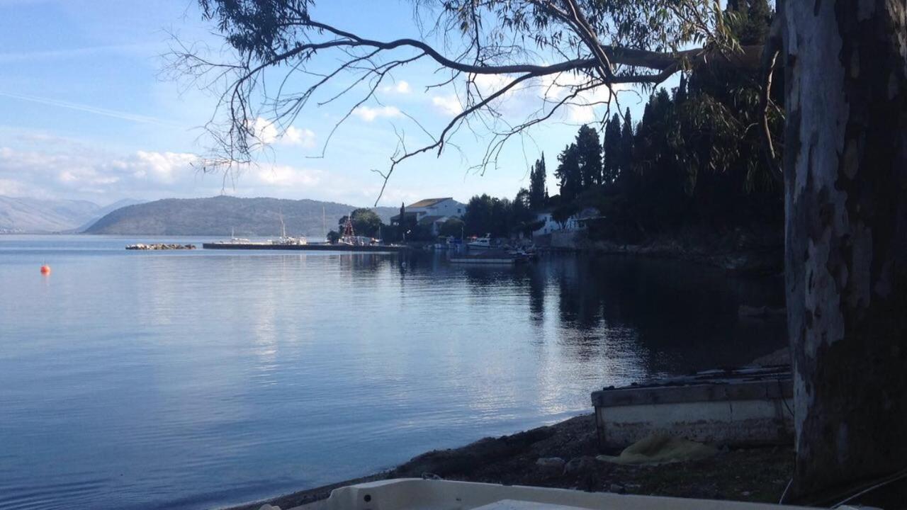 Готель Maria Corfu Loustri Gimari Екстер'єр фото