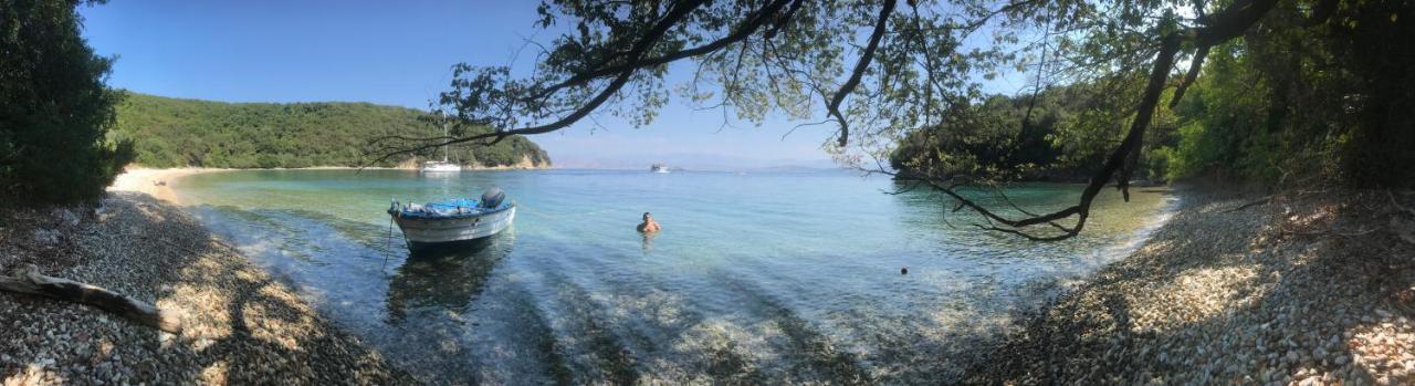Готель Maria Corfu Loustri Gimari Екстер'єр фото